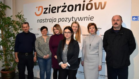 Dzierżoniów: decyzje podatkowe do rąk własnych