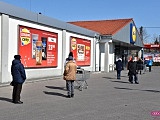 Godziny dla seniorów w marketach powiatu dzierżoniowskiego