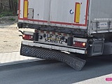 Zderzenie samochodu dostawczego z ciężarowym