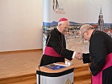 Biskup Mendyk objął kanonicznie diecezję świdnicką