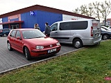 Zderzenie pojazdów na parkingu Tesco