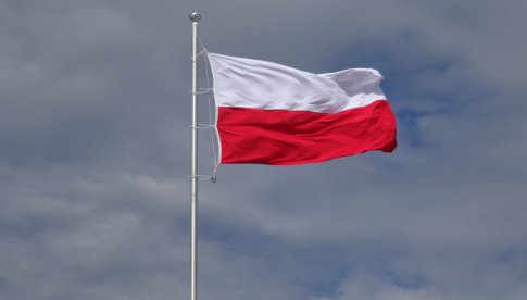 Piława Górna: wywieś flagę i zostań w domu