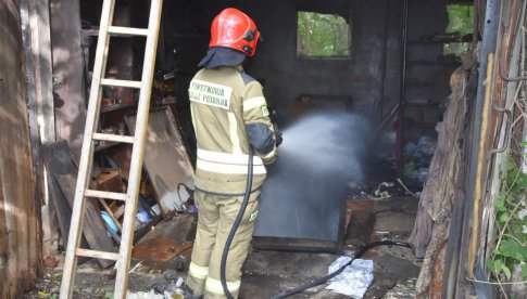 Pożar budynku gospodarczego w Dzierżoniowie
