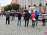 Manifestacja antycovidowców w Dzierżoniowie