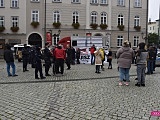 Manifestacja antycovidowców w Dzierżoniowie