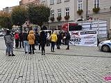 Manifestacja antycovidowców w Dzierżoniowie