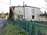 Ciężarówką wypadł z drogi w Piławie Dolnej