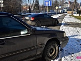 Kolizja z udziałem trzech pojazdów w Dzierżoniowie