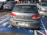 Zderzenie seata z volkswagenem w Dzierżoniowie