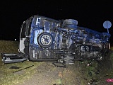 Bus wypadł z drogi Dzierżoniów - Łagiewniki. Trzy osoby w szpitalu! 