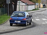 Zderzenie peugeota z volkswagenem w Bielawie