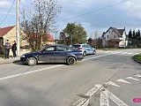 Zderzenie peugeota z volkswagenem w Bielawie