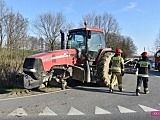 Fiatem uderzyła w ciągnik rolniczy