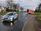 Dostawczak wypadł z ósemki w Radzikowie