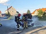 Pożar samochodu w Pieszycach