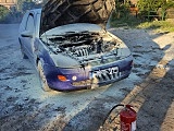 Pożar samochodu w Pieszycach