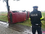 Citroenem wypadł z drogi Oleszna - Łagiewniki