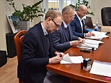 Podpisanie umowy na budowę drogi Kietlice-Bielawa