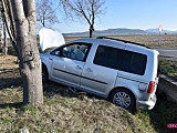 Zderzenie dwóch pojazdów na drodze Dzierżoniów - Świdnica