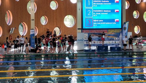 MKS 9: pływacy na zawodach w Opolu
