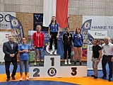 Dziewczyny z JUNIORA Dzierżoniów z medalami Mistrzostw Polski LZS w zapasach kobiet
