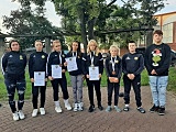 Zawodnicy IRON BULLS Bielawa z medalami z Milicza