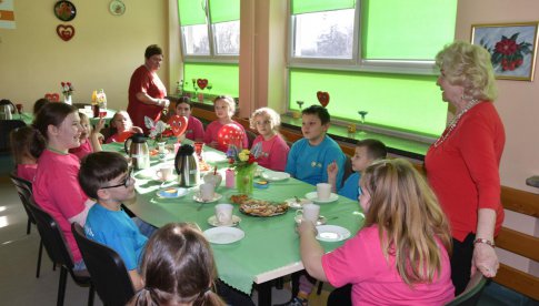 Tłusty Czwartek i ferie w Centrum Usług Społecznych w Pieszycach 