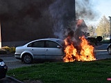 Pożar volkswagena w Bielawie