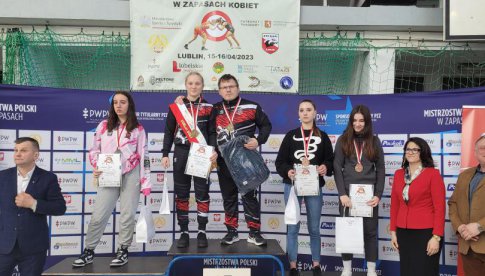 Jagoda Nobis zdobywa brązowy medal Mistrzostw Polski Juniorek w zapasach