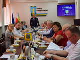 Czerwcowa sesja Rady Gminy Dzierżoniów. Działalność biblioteki, turystyka i sport