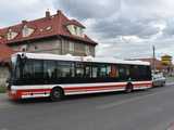 Zderzenie skody z autobusem w Pieszycach