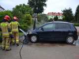 Pożar volkswagena przy sądzie w Dzierżoniowie