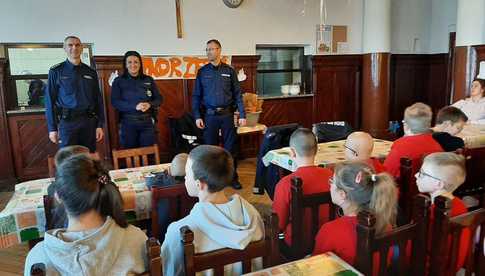 Piławscy policjanci odwiedzili wychowanków Specjalnego Ośrodka Szkolno-Wychowawczego