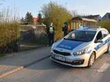 Pieszyce. Wjechał pojazdem w bramę i uciekł
