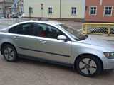 Volkswagenem golfem uderzył w volvo