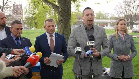 Wsparcie dla pszczelarzy poszkodowanych przez powódź