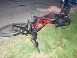 Zderzenie motocyklisty z rowerzystą