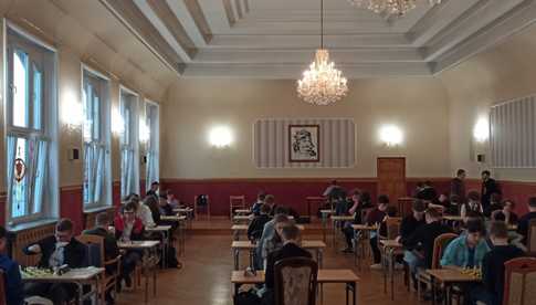 Szachowe zmagania w bielawskim liceum 