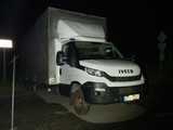 Dostawczy renault wypadł z drogi w Sieniawce