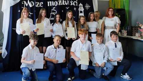Gmina wiejska Dzierżoniów: Żegnaj szkoło, witajcie wakacje!