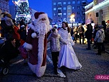 Mikołaj rozświetlił choinkę na strzegomskim Rynku