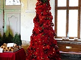 Tłumy na jarmarku w Roztoce