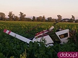 Katastrofa w Strzegomiu. Na pole spadł śmigłowiec, nie żyją dwie osoby