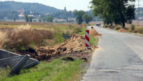 Trwa przebudowa drogi Dobromierz - Jugowa 