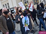 [FOTO, WIDEO] Żadna z nas nie jest za cywilizacją śmierci - manifestacja w Świebodzicach