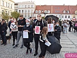 [FOTO, WIDEO] Żadna z nas nie jest za cywilizacją śmierci - manifestacja w Świebodzicach