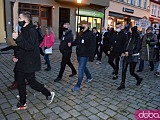 [FOTO, WIDEO] Mylicie Sejm z cyrkiem, a Polskę z lasem - manifestacja w Świdnicy