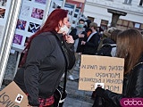 [FOTO, WIDEO] Mylicie Sejm z cyrkiem, a Polskę z lasem - manifestacja w Świdnicy