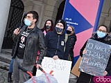 [FOTO, WIDEO] Mylicie Sejm z cyrkiem, a Polskę z lasem - manifestacja w Świdnicy