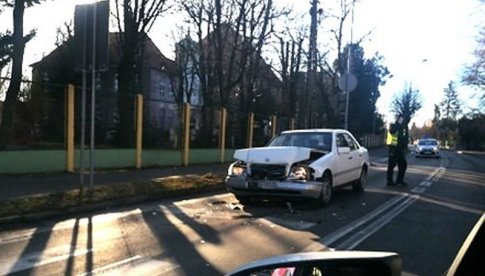 [FOTO] Zderzenie na ulicy Wałbrzyskiej w Świdnicy